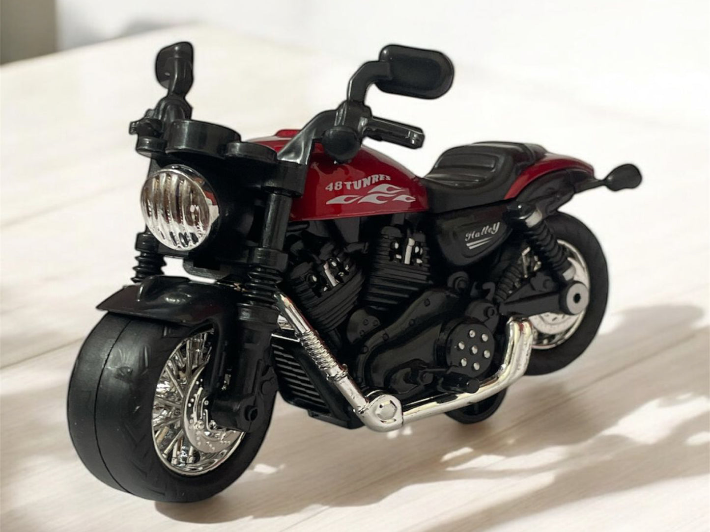 Modern City Die-Cast Metal Bike Toy – Cruiser Motorcycle (3+ Years)
